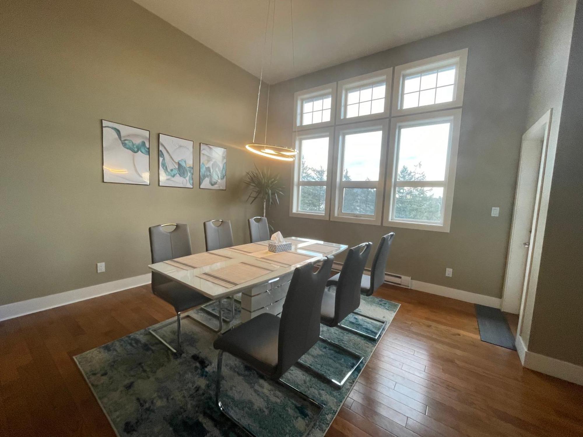 ויקטוריה Guest Room With Private Bath In Langford מראה חיצוני תמונה