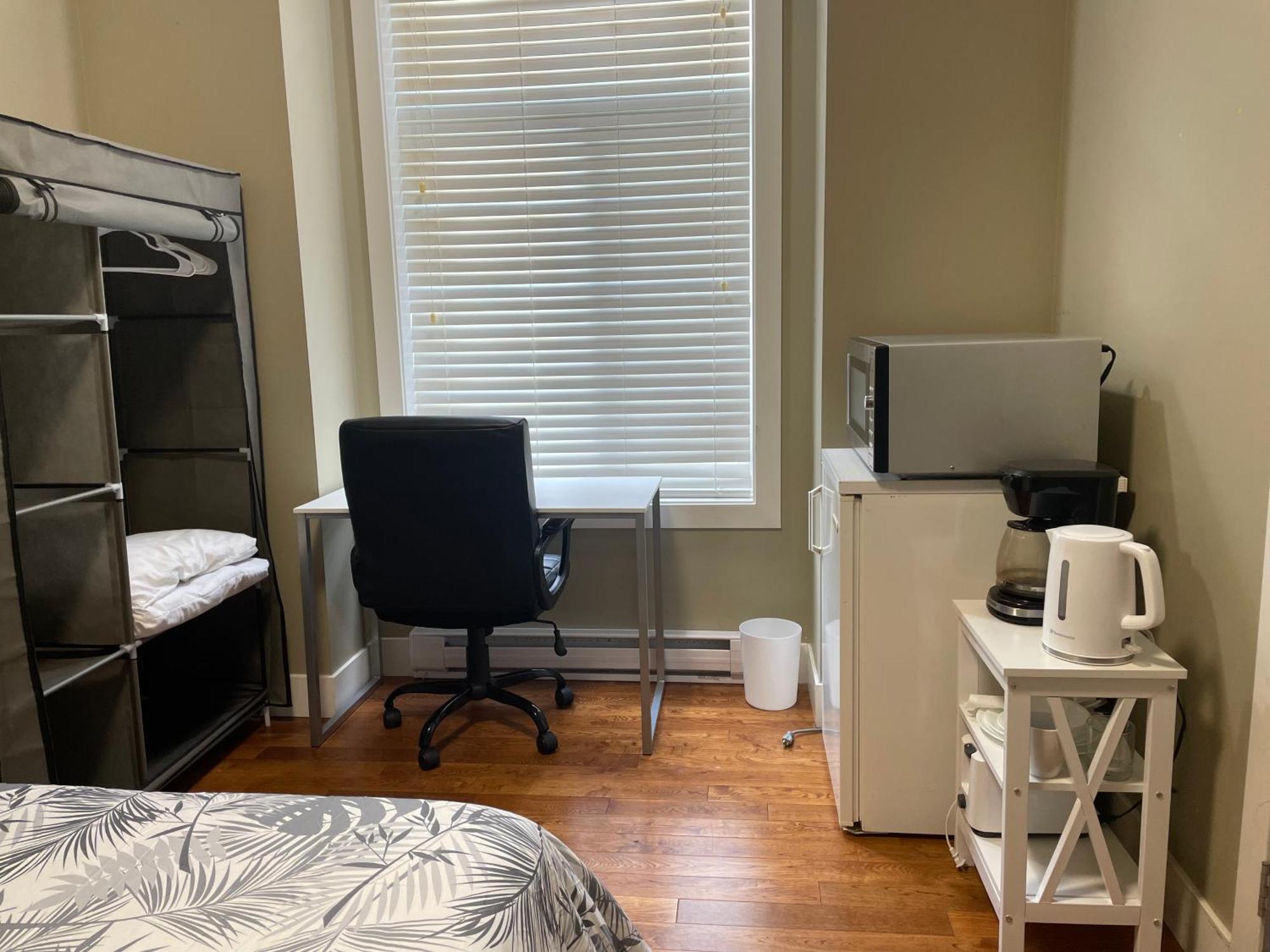 ויקטוריה Guest Room With Private Bath In Langford מראה חיצוני תמונה